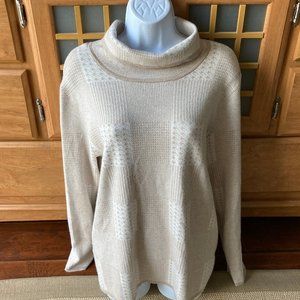 Love Scarlett  Super Soft Cream & White Turtlenneck Sweater X Large